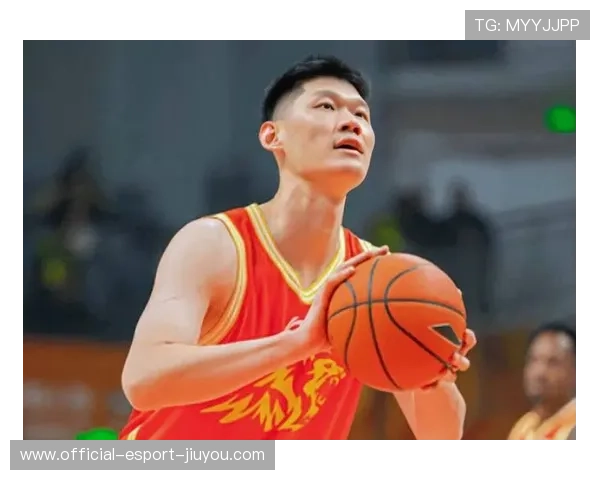 广东宏远挡拆默契，胡金秋顺下暴扣：见证团队协作的极致爆发